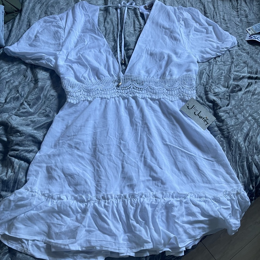 WHITE OPEN BACK MINI DRESS